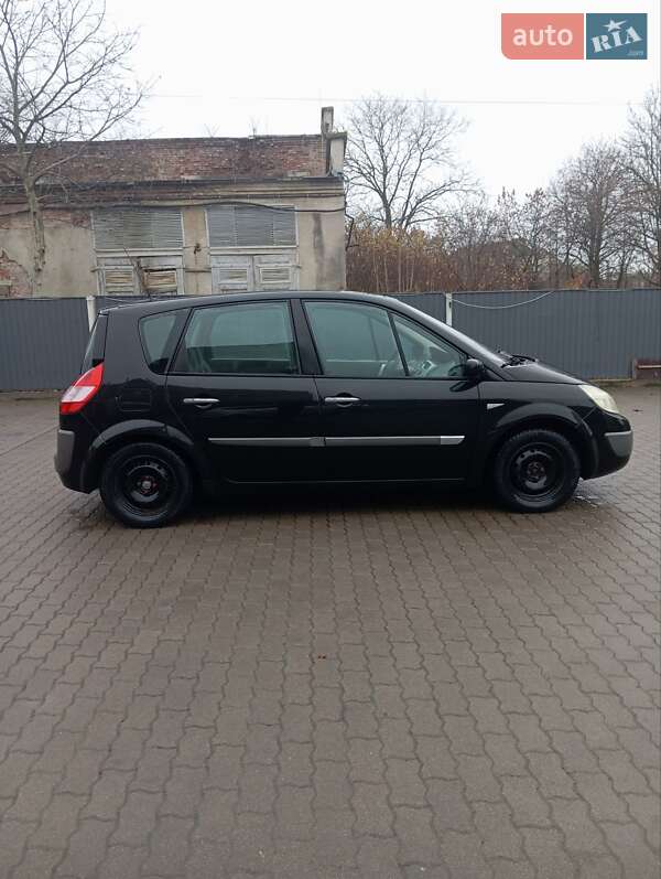 Минивэн Renault Scenic 2004 в Калуше