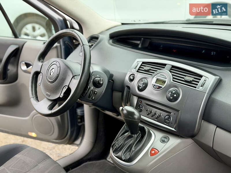 Мінівен Renault Scenic 2006 в Рівному
