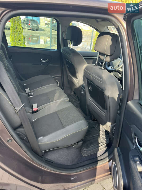 Минивэн Renault Scenic 2010 в Бродах