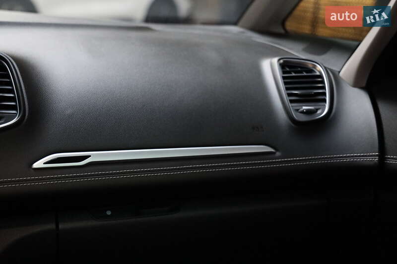 Мінівен Renault Scenic 2017 в Луцьку