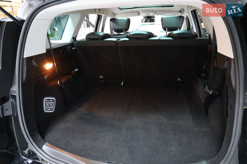 Мінівен Renault Scenic 2017 в Луцьку