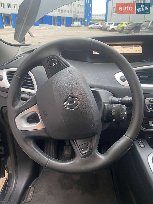 Мінівен Renault Scenic 2010 в Гостомелі