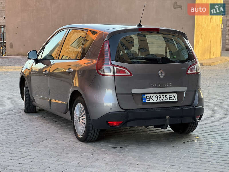 Минивэн Renault Scenic 2009 в Нетешине