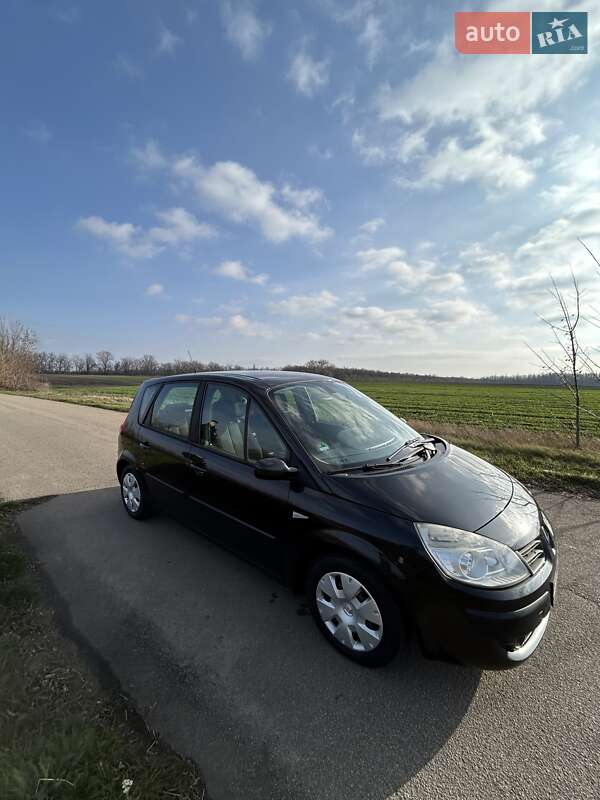 Мінівен Renault Scenic 2007 в Кагарлику