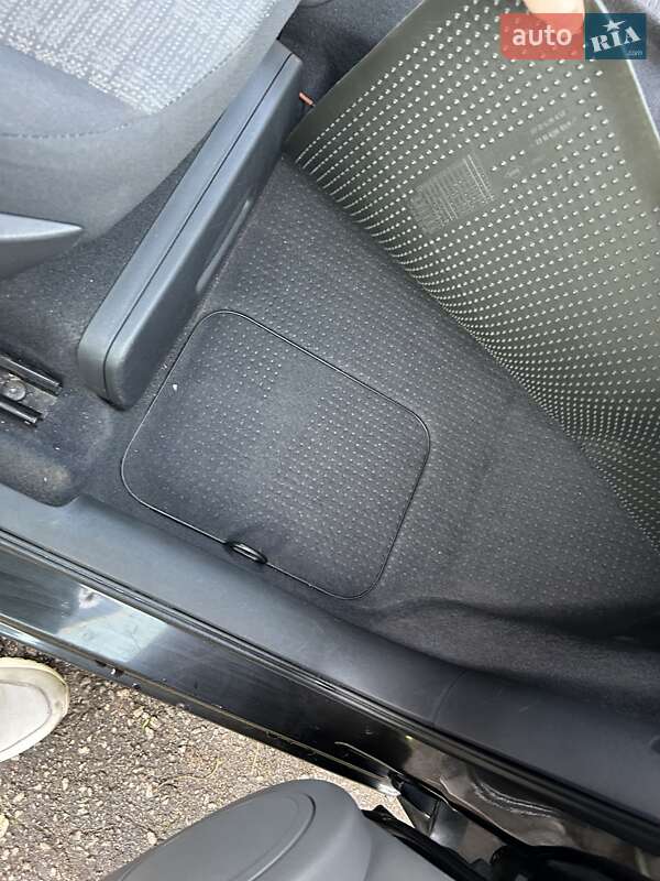 Мінівен Renault Scenic 2007 в Кагарлику