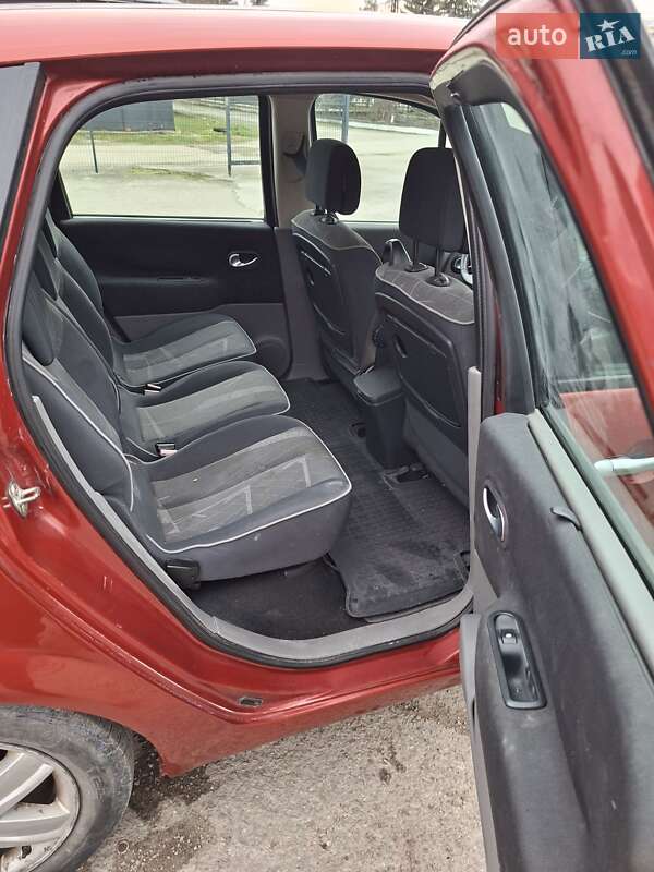 Мінівен Renault Scenic 2004 в Івано-Франківську фото 5 Мінівен Renault Scenic 2004 в Івано-Франківську