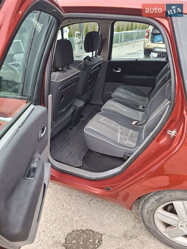 Мінівен Renault Scenic 2004 в Івано-Франківську фото 12 Мінівен Renault Scenic 2004 в Івано-Франківську