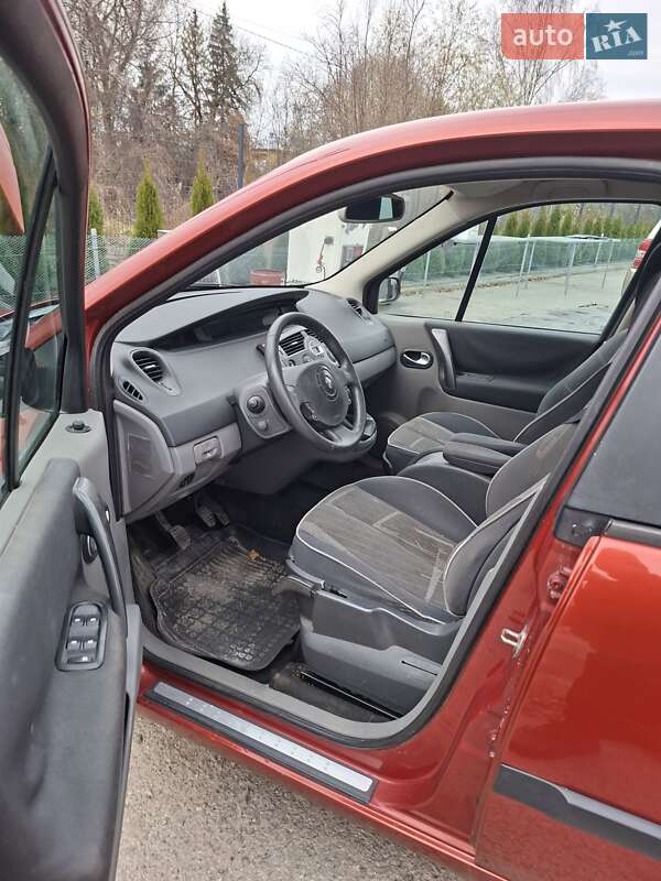 Мінівен Renault Scenic 2004 в Івано-Франківську фото 13 Мінівен Renault Scenic 2004 в Івано-Франківську