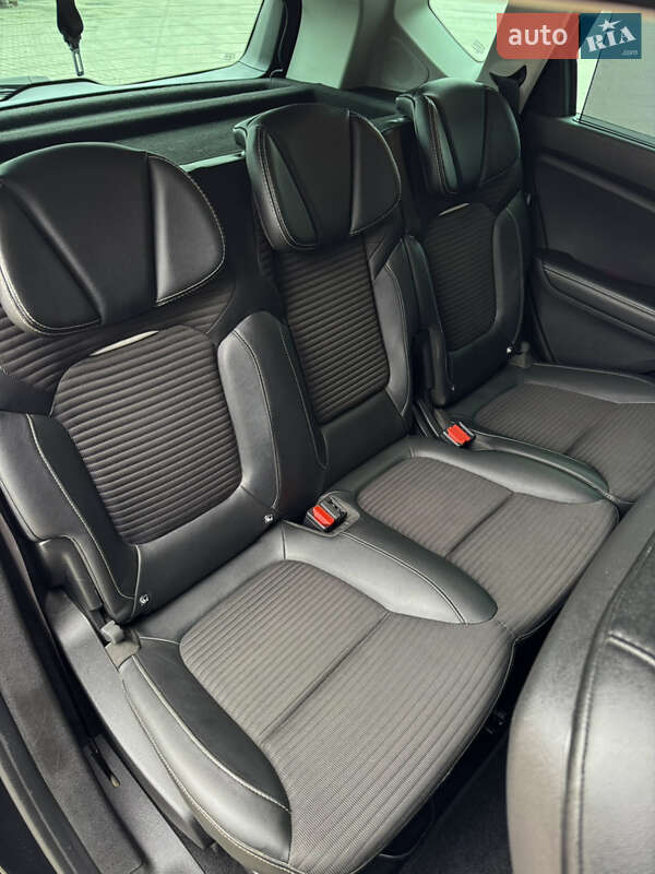 Минивэн Renault Scenic 2016 в Луцке фото 63 Минивэн Renault Scenic 2016 в Луцке