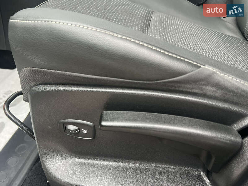 Минивэн Renault Scenic 2012 в Виннице