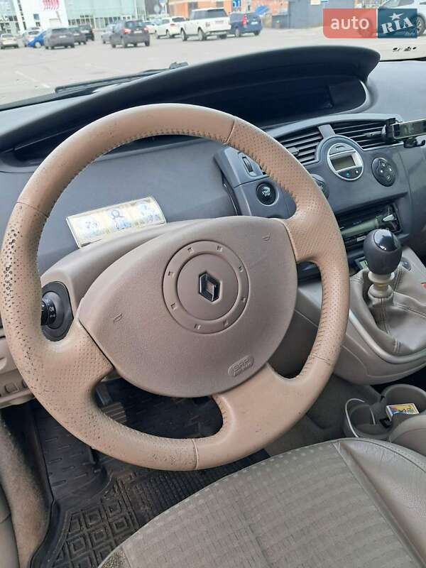 Минивэн Renault Scenic 2004 в Киеве фото 10 Минивэн Renault Scenic 2004 в Киеве