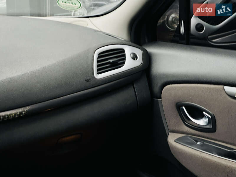 Минивэн Renault Scenic 2009 в Харькове фото 25 Минивэн Renault Scenic 2009 в Харькове