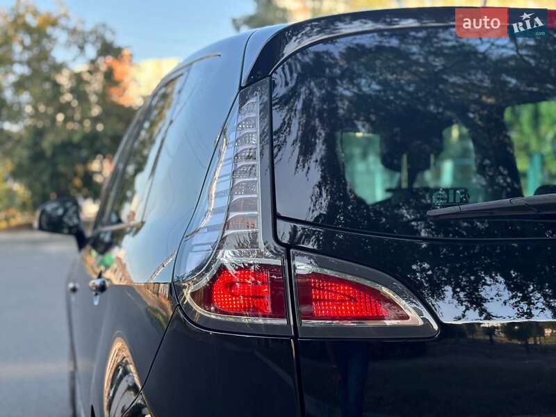 Мінівен Renault Scenic 2014 в Києві фото 23 Мінівен Renault Scenic 2014 в Києві