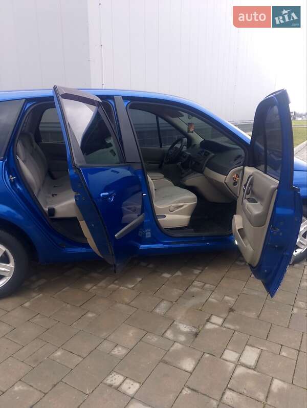 Мінівен Renault Scenic 2006 в Рівному