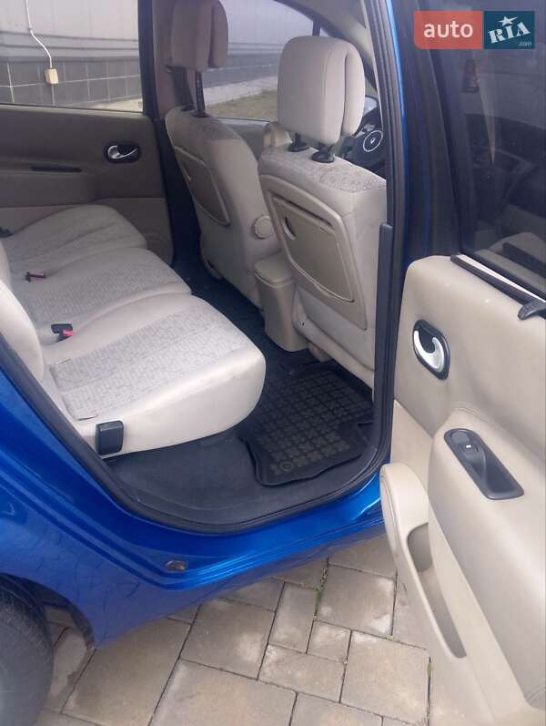 Мінівен Renault Scenic 2006 в Рівному