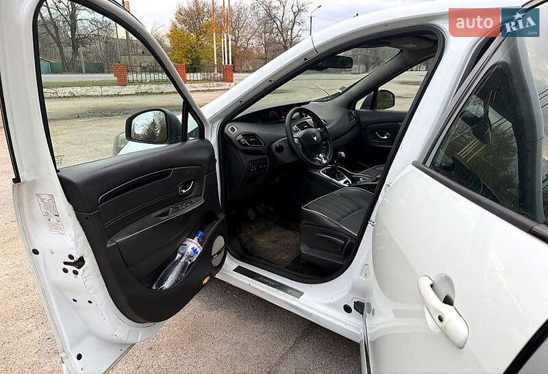 Мінівен Renault Scenic 2014 в Нікополі
