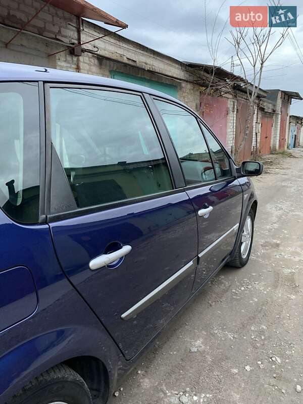 Минивэн Renault Scenic 2005 в Запорожье