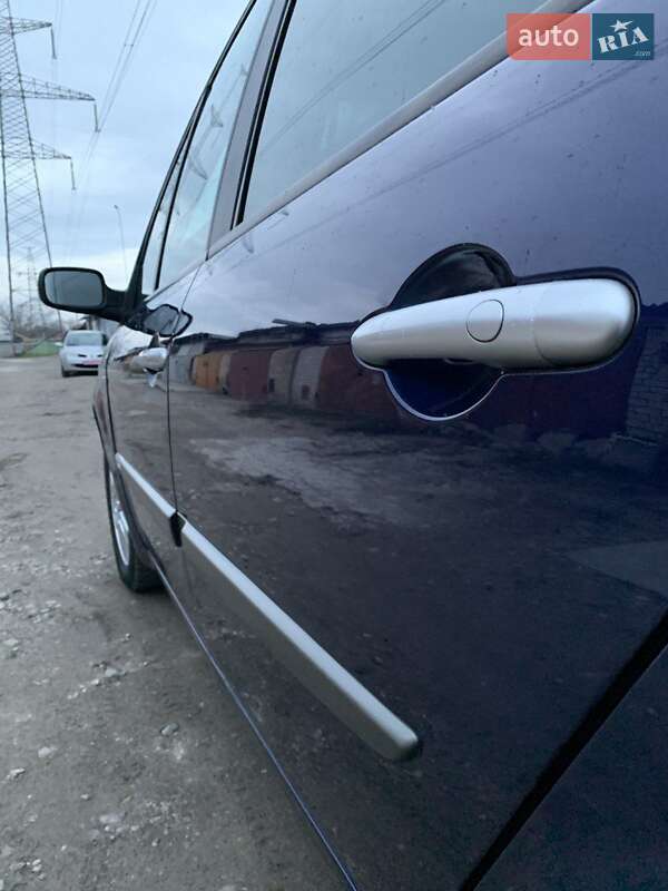 Минивэн Renault Scenic 2005 в Запорожье