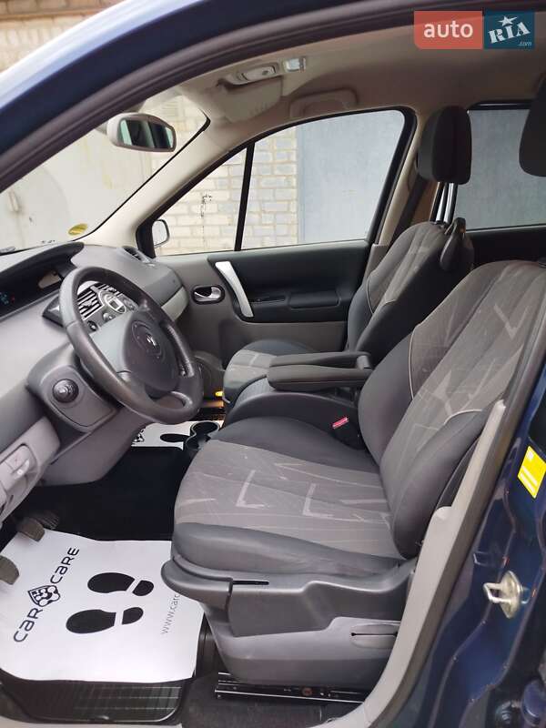 Минивэн Renault Scenic 2005 в Запорожье