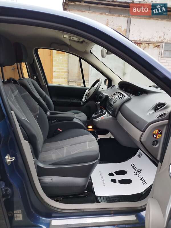 Минивэн Renault Scenic 2005 в Запорожье