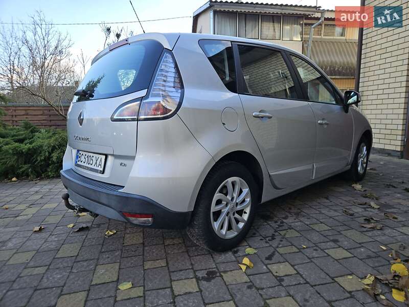 Мінівен Renault Scenic 2013 в Бродах
