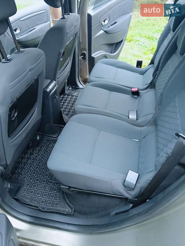 Мінівен Renault Scenic 2010 в Сумах фото 7 Мінівен Renault Scenic 2010 в Сумах