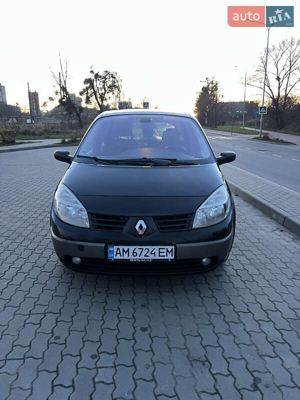 Мінівен Renault Scenic 2004 в Львові