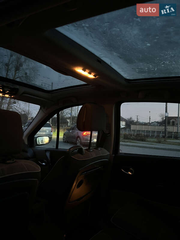 Мінівен Renault Scenic 2004 в Львові