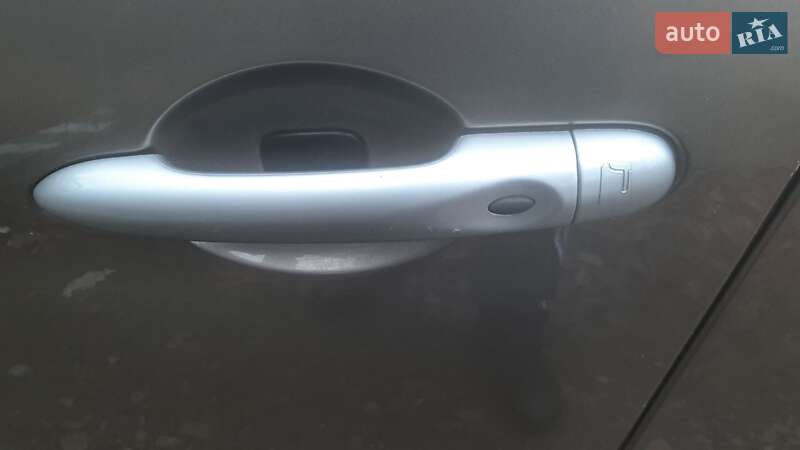 Минивэн Renault Scenic 2010 в Киеве фото 9 Минивэн Renault Scenic 2010 в Киеве