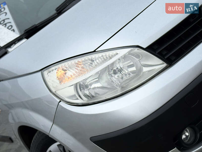 Минивэн Renault Scenic 2005 в Дрогобыче фото 14 Минивэн Renault Scenic 2005 в Дрогобыче