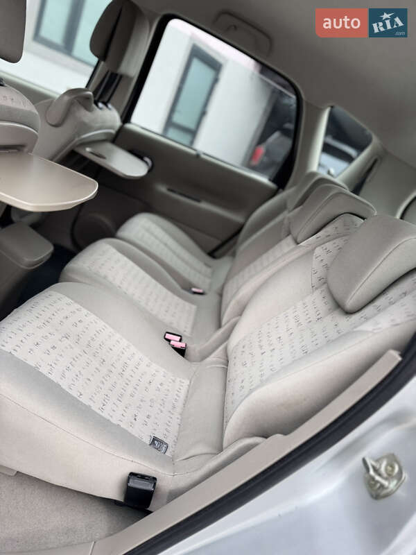 Минивэн Renault Scenic 2005 в Дрогобыче фото 60 Минивэн Renault Scenic 2005 в Дрогобыче