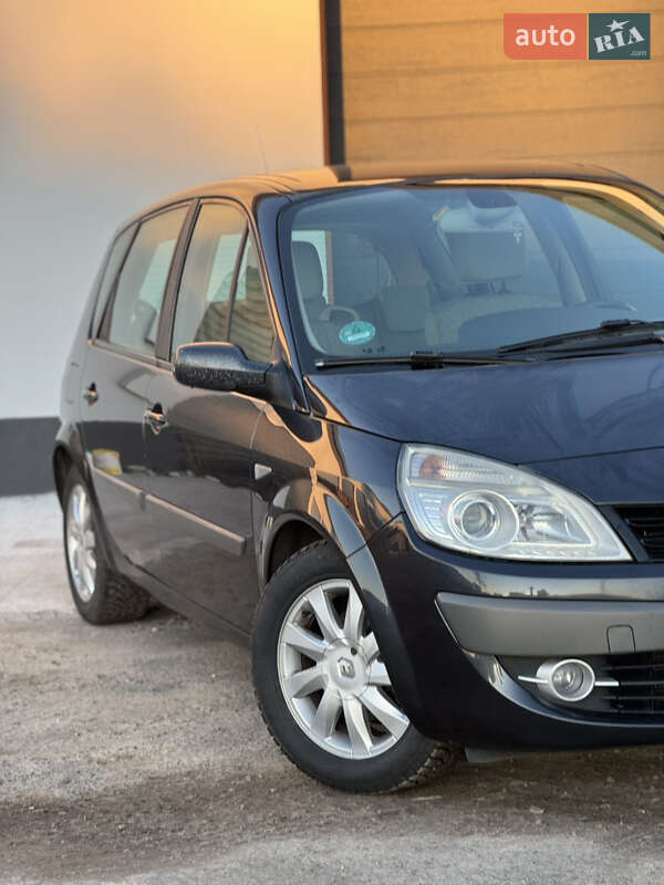 Мінівен Renault Scenic 2006 в Рівному