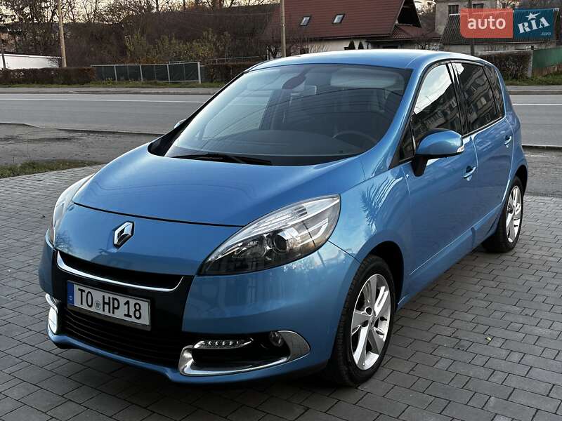 Мінівен Renault Scenic 2012 в Красилові