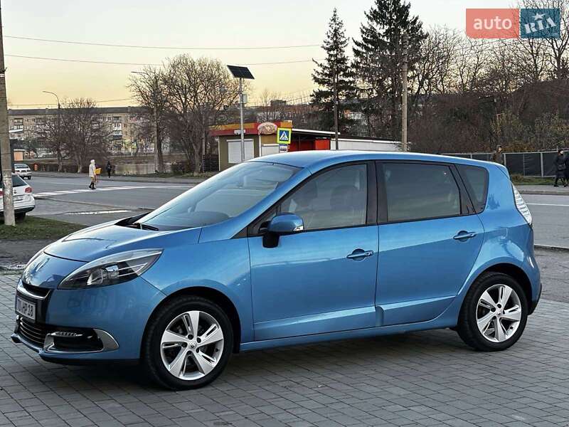 Мінівен Renault Scenic 2012 в Красилові