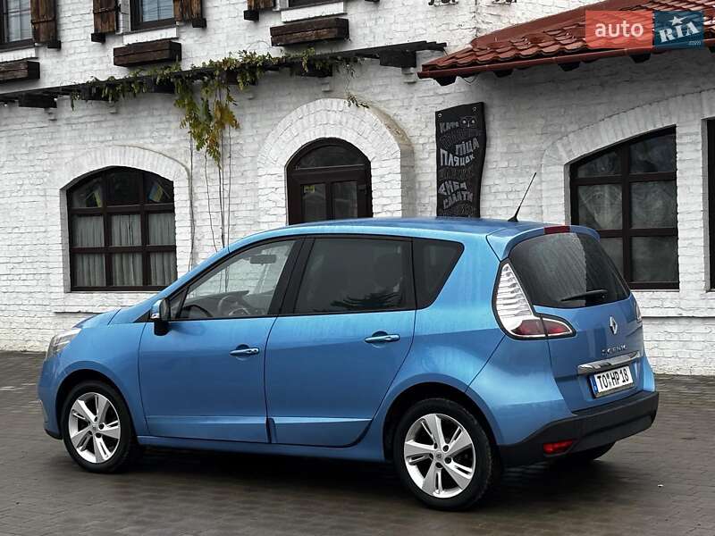 Мінівен Renault Scenic 2012 в Красилові