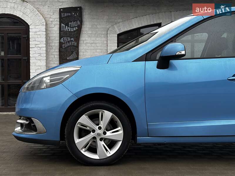 Мінівен Renault Scenic 2012 в Красилові