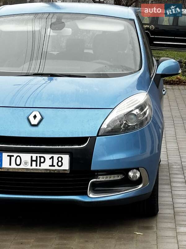 Мінівен Renault Scenic 2012 в Красилові