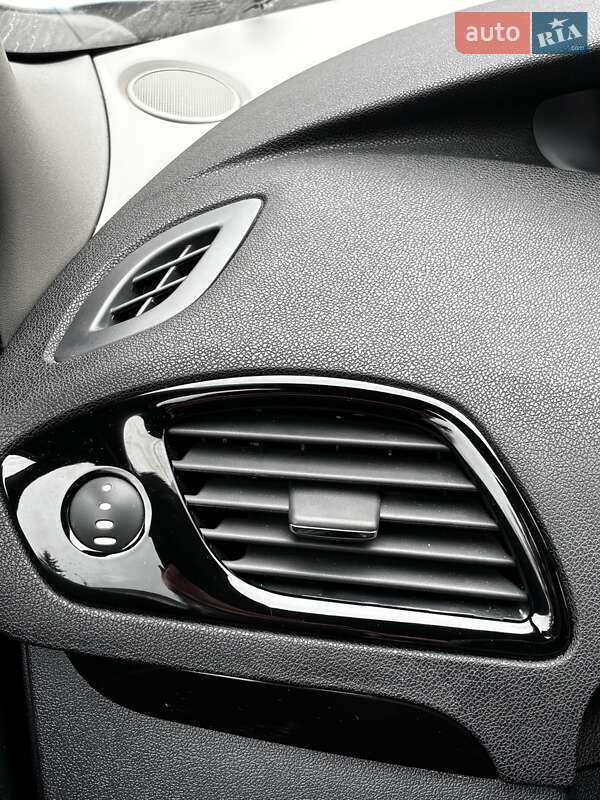 Мінівен Renault Scenic 2012 в Красилові