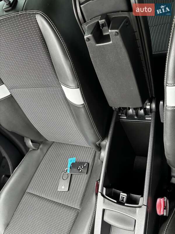 Мінівен Renault Scenic 2012 в Красилові