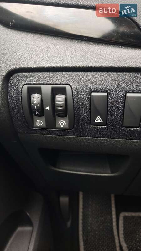 Мінівен Renault Scenic 2012 в Луцьку