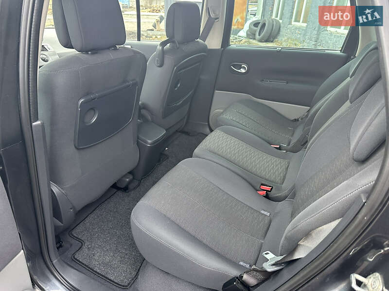 Минивэн Renault Scenic 2007 в Нежине