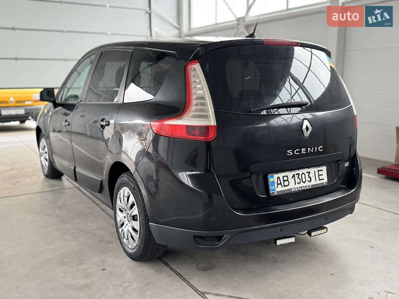 Минивэн Renault Scenic 2011 в Ильинцах