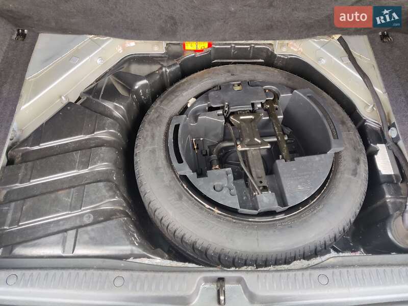 Минивэн Renault Scenic 2006 в Нововолынске фото 21 Минивэн Renault Scenic 2006 в Нововолынске