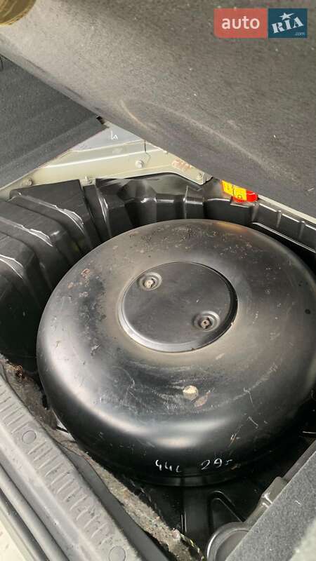 Минивэн Renault Scenic 2006 в Ивано-Франковске фото 25 Минивэн Renault Scenic 2006 в Ивано-Франковске