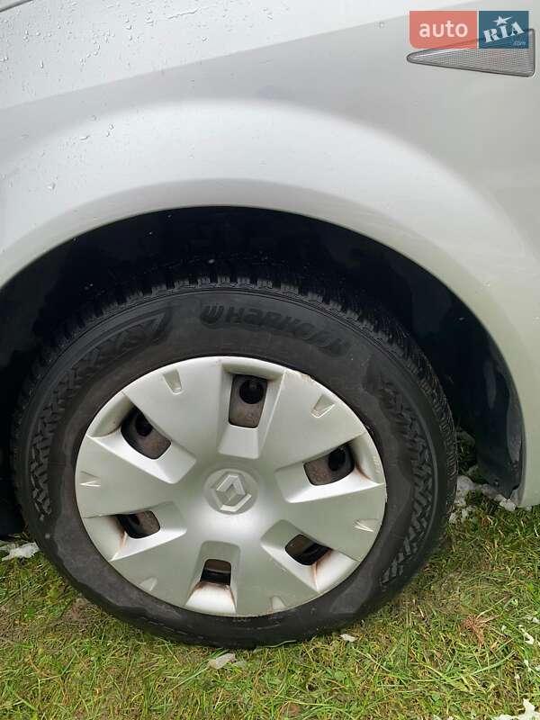 Минивэн Renault Scenic 2006 в Ивано-Франковске фото 61 Минивэн Renault Scenic 2006 в Ивано-Франковске