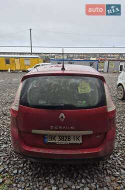 Минивэн Renault Scenic 2012 в Ровно