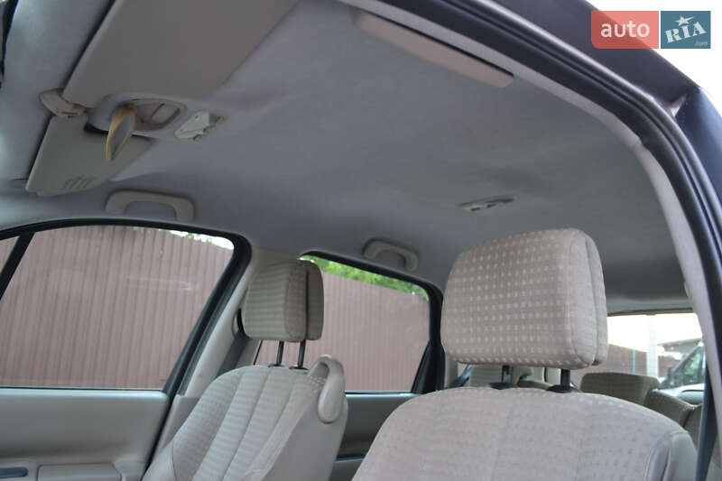 Минивэн Renault Scenic 2005 в Луцке