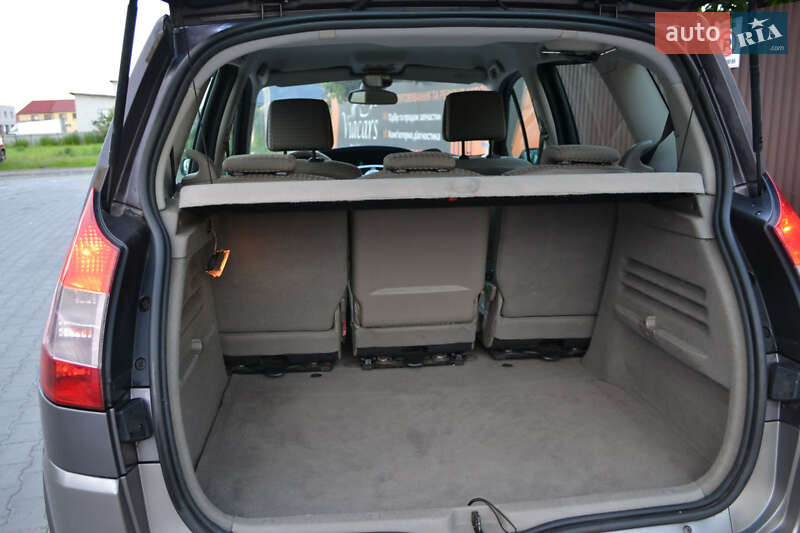 Минивэн Renault Scenic 2005 в Луцке