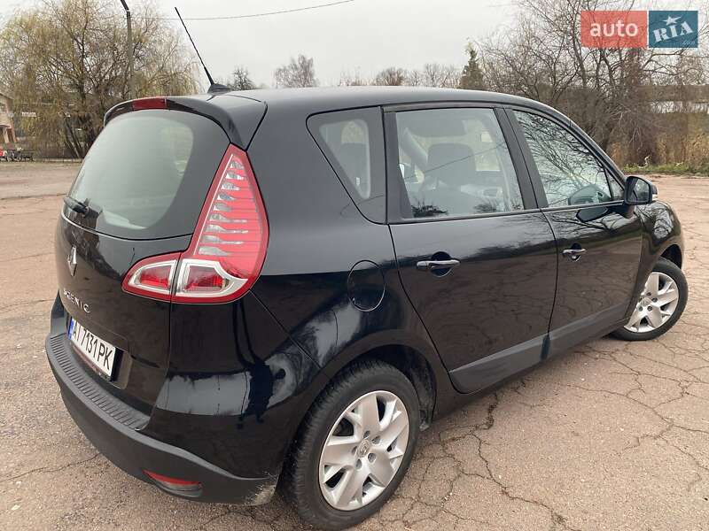 Минивэн Renault Scenic 2011 в Борзне