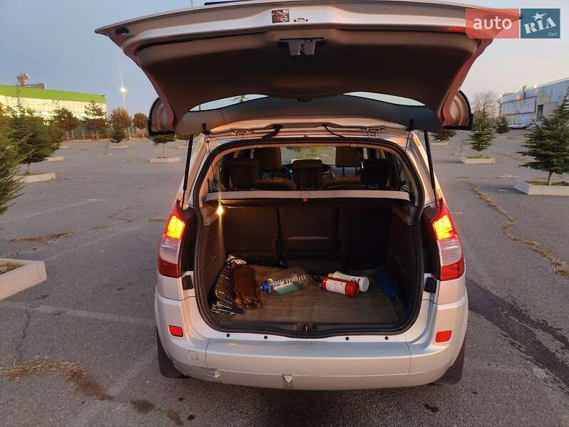 Мінівен Renault Scenic 2007 в Одесі